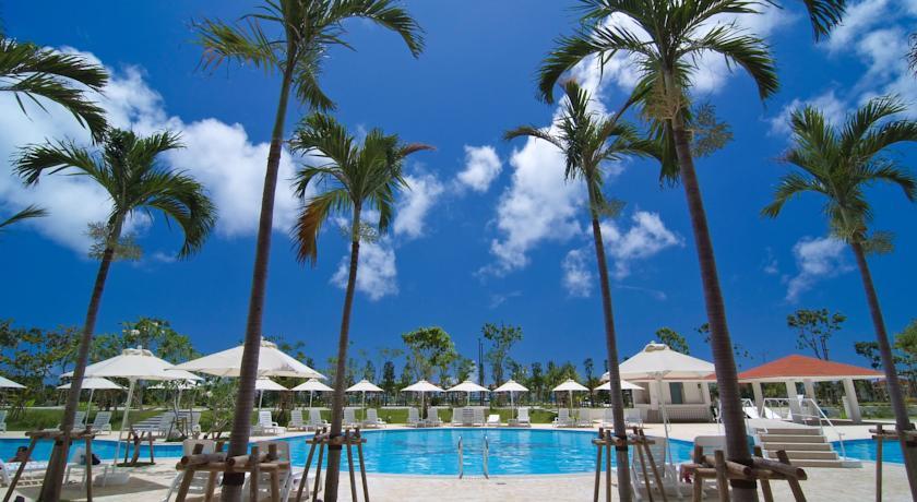 Отель Southern Beach Hotel & Resort