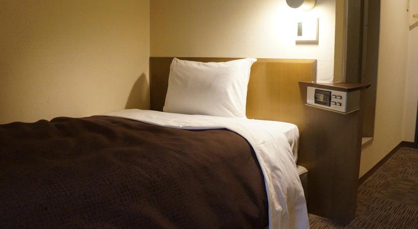 Отель Hotel Livemax Amagasaki