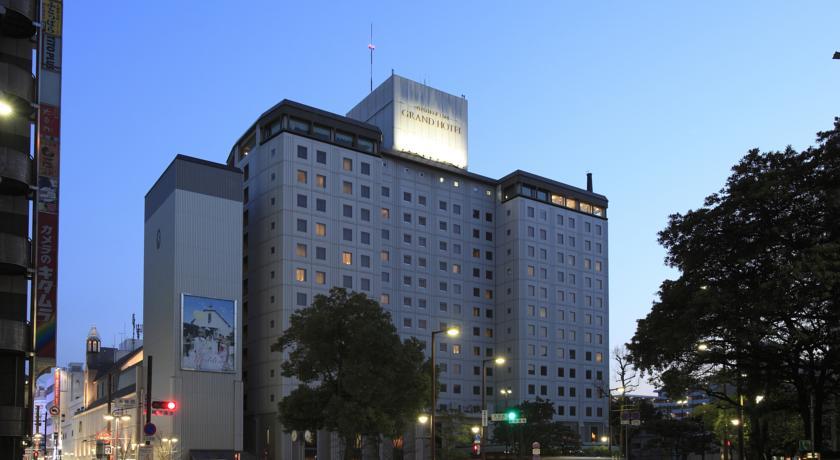 Отель Nishitetsu Grand Hotel