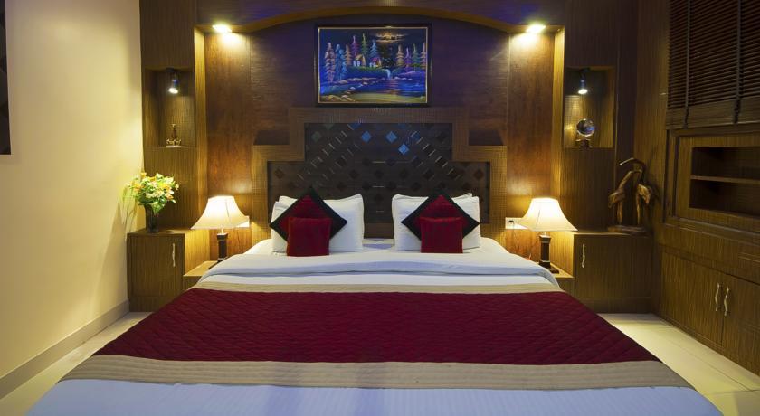 Airport Hotel Vishal Residency