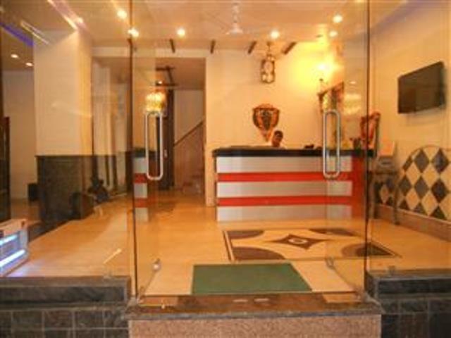 Amax Inn