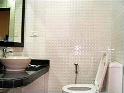Отель Hotel Universe Inn