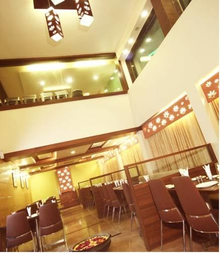 Отель Hotel Bhagyalaxmi
