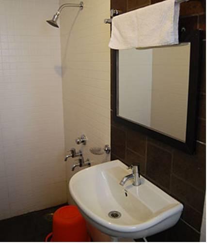 Отель Hotel Lee Grand