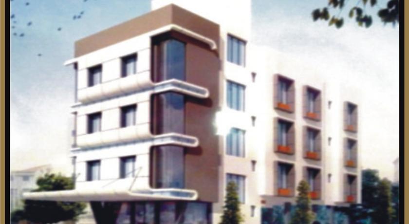 Отель Hotel Shradha Saburi Palace