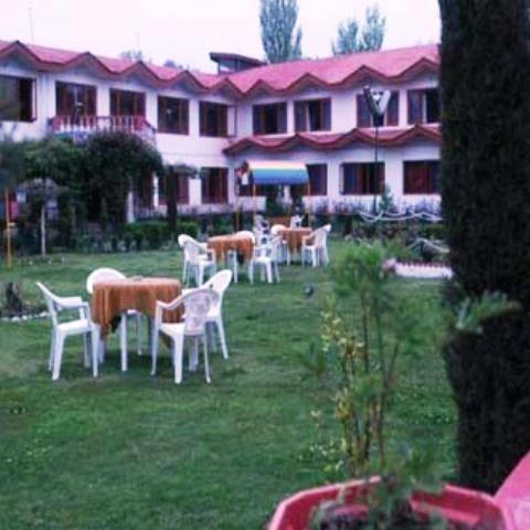Отель Hotel Akbar