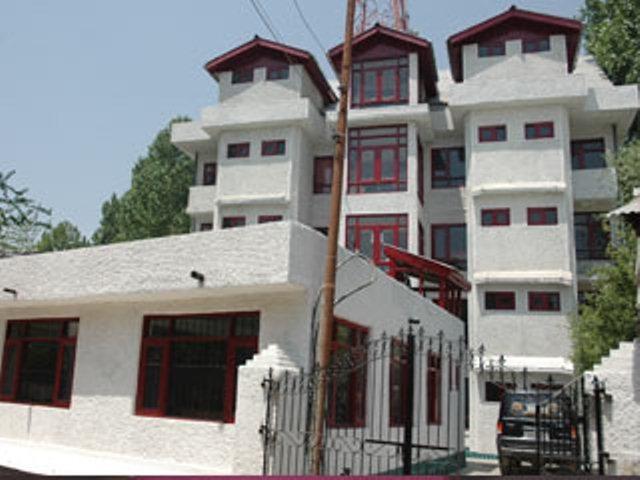 Отель Hotel Sadaf