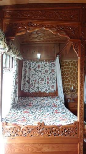 Отель Houseboat Moonshine