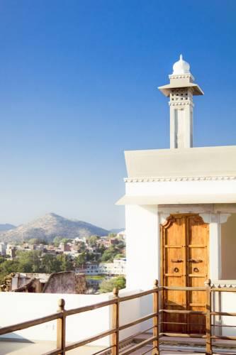 Отель Madri Haveli
