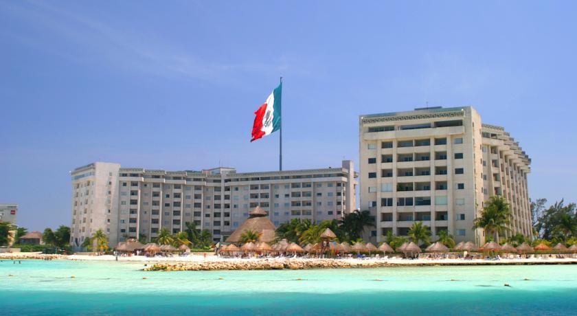 Hotel Casa Maya