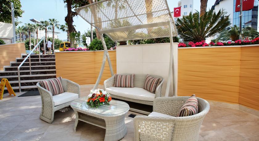 Отель Alaiye Kleopatra Hotel & Apart