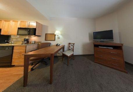 Отель Candlewood Suites Hattiesburg