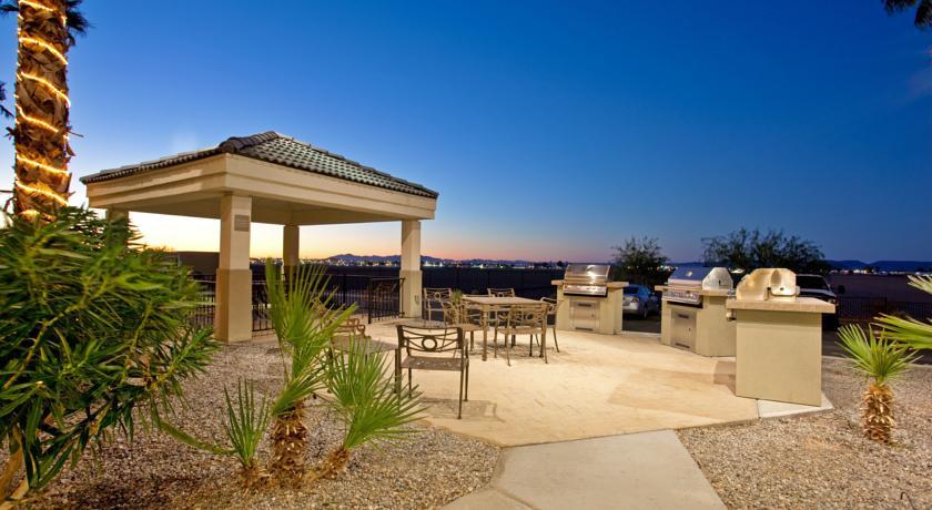 Отель Candlewood Suites Yuma
