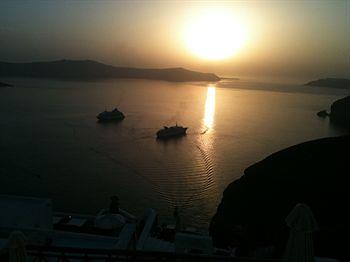 Santorini Reflexions Volcano