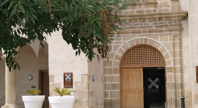Отель Hospederia Conventual De Alcantara