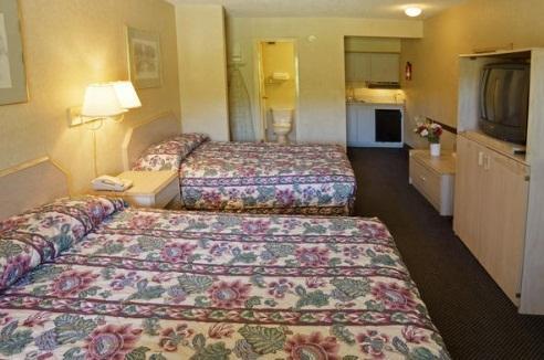 Отель Americas Best Value Inn Chesapeake
