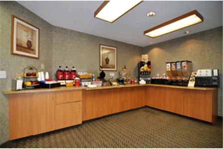 Отель Best Western Rama Inn
