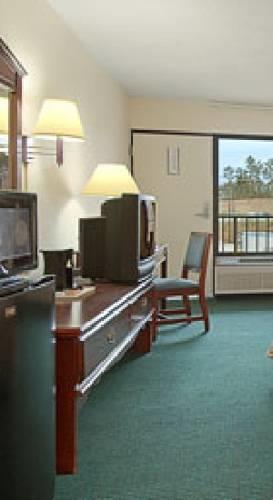 Отель Days Inn Newton