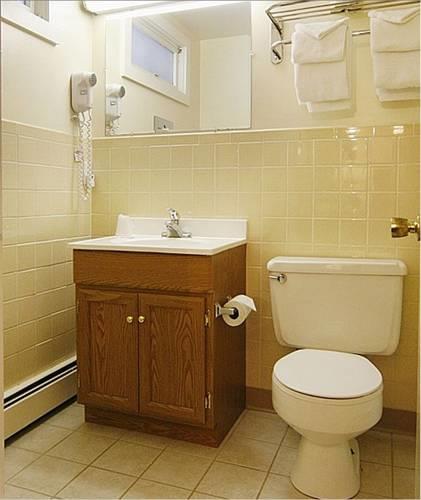 Отель Travelers Inn
