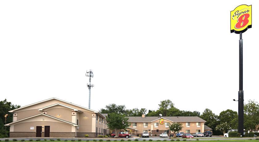 Отель Super 8 Motel - Hampton