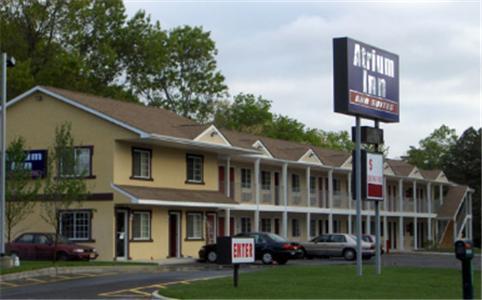 Отель Atrium Inn