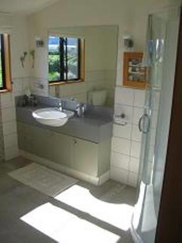 Мини-отель Stonehaven Vineyard Homestay