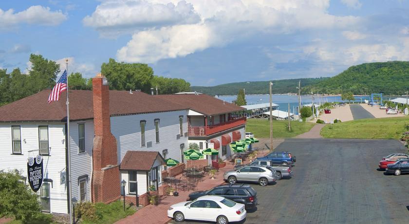Отель Afton House Inn