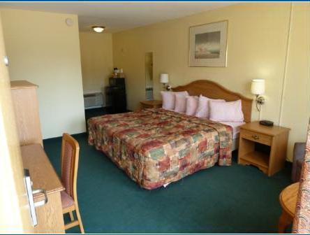 Отель Americas Best Value Inn Alexandria