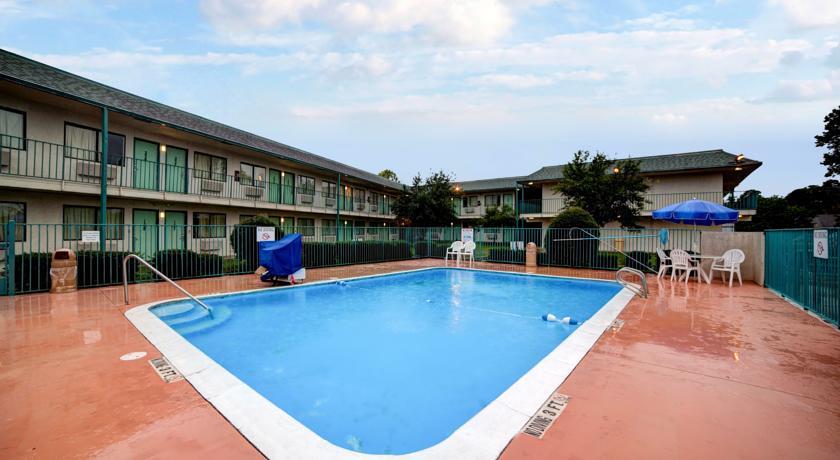 Отель Motel 6 Alexandria