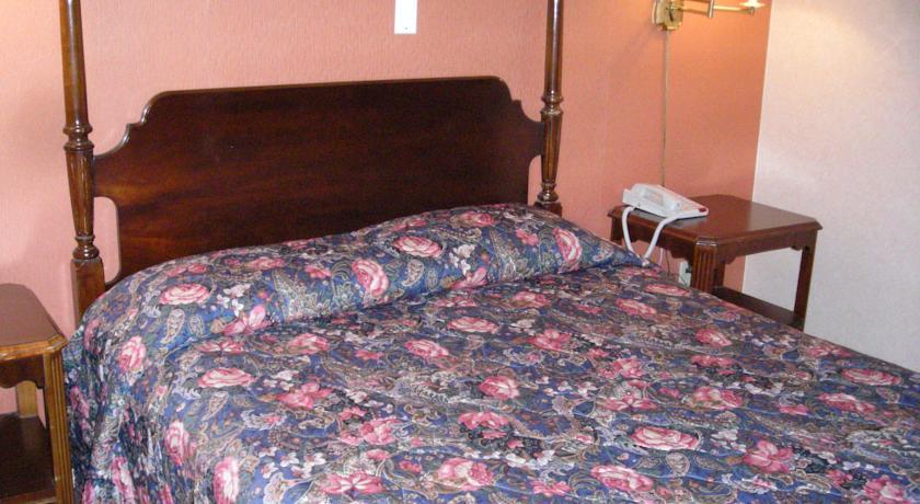 Отель Holiday Motel