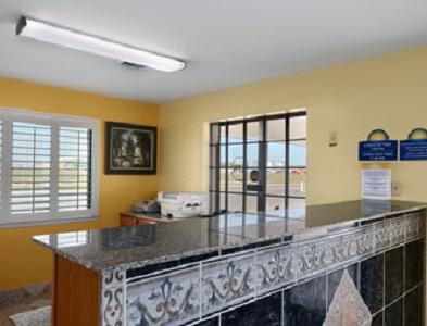 Отель Days Inn Andrews
