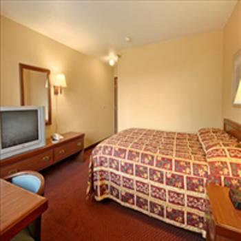 Отель Regency Inn & Suites