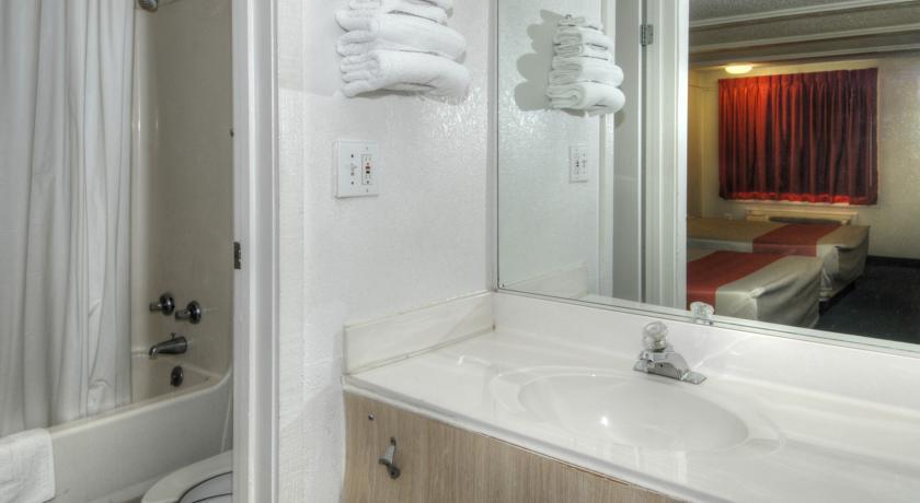 Отель Motel 6 Asheville