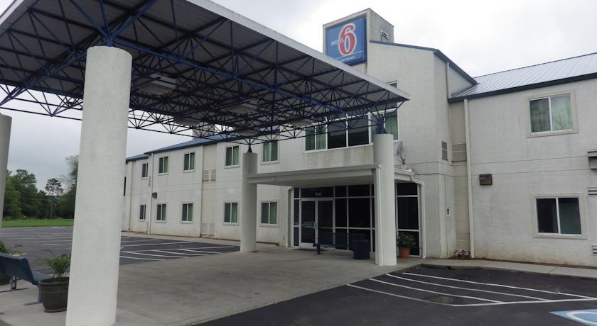 Отель Motel 6 - Athens