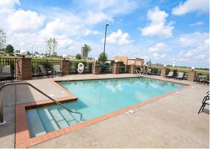Отель Hampton Inn - Atmore