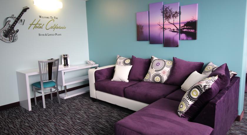 Отель Economy Inn & Suites