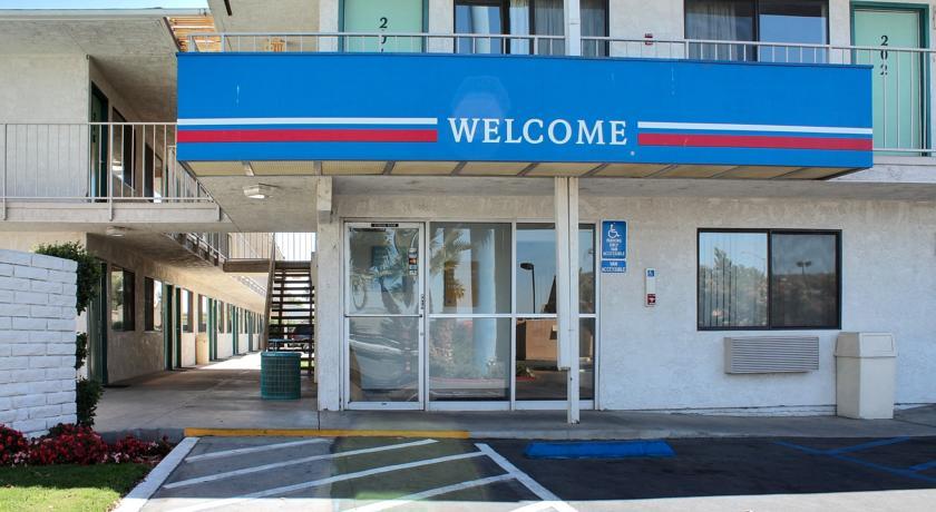 Отель Motel 6 Bakersfield South