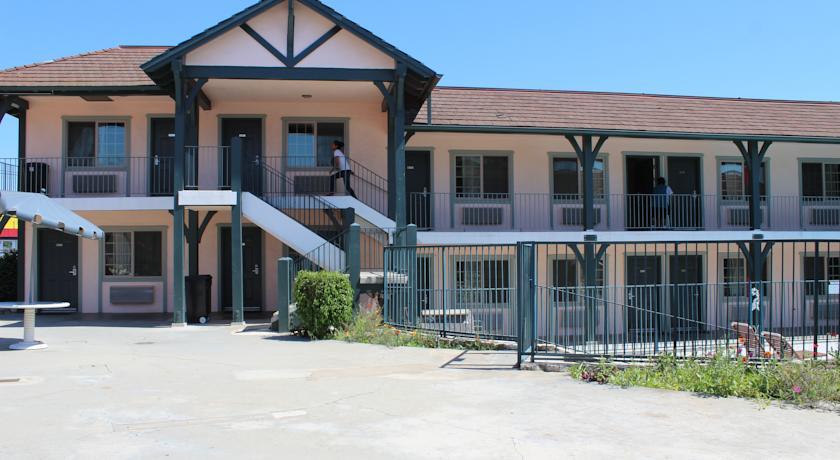 Отель Best Whittier Inn
