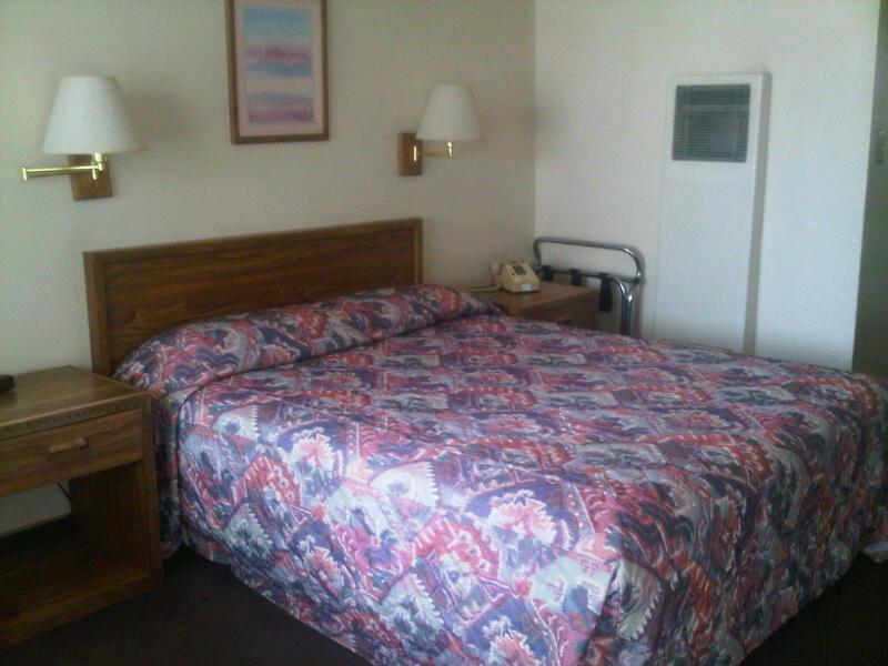 Отель El Rancho Motel