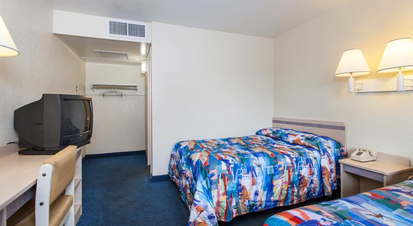 Отель Motel 6 Turlock