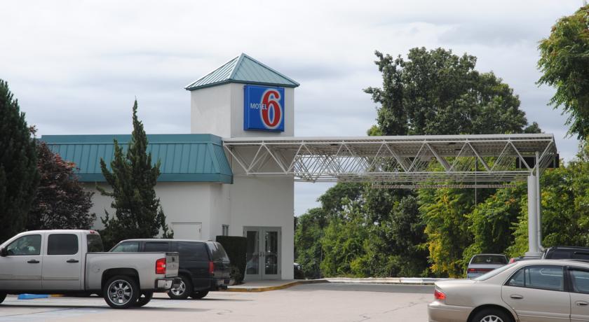 Отель Motel 6 Providence - Warwick