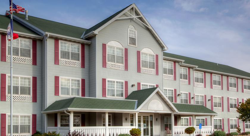 Отель Country Inn & Suites By Carlson Waterloo