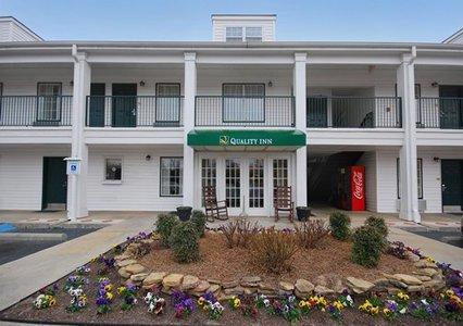 Отель Quality Inn Waynesboro