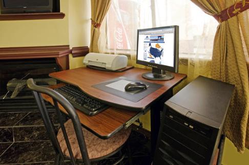 Отель Americas Best Value Inn Weslaco/Mercedes