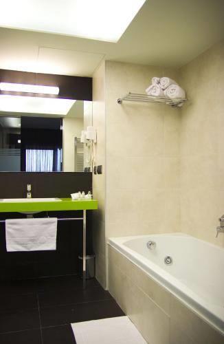 Отель Hotel Castillo de Ayud