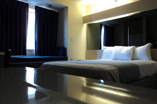 Хостел Rite4us Inn & Suites - Smyrna