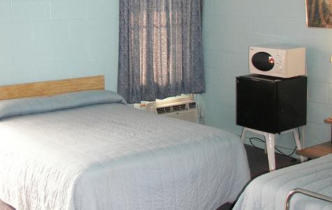 Отель Holiday Host Motel