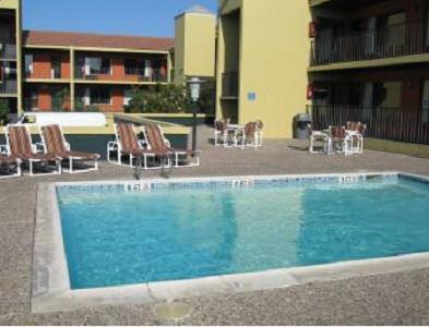 Отель Econo Lodge Padre Island