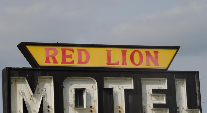 Отель Red Lion Motel Southampton