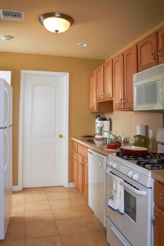Отель Heron Suites